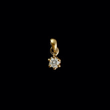 Load image into Gallery viewer, 9ct Yellow Gold Vintage 6 Claw Solitaire Diamond Pendant (0.20ct)