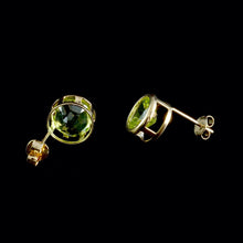 Load image into Gallery viewer, 9ct Yellow Gold Round Peridot Stud Earrings (7mm)