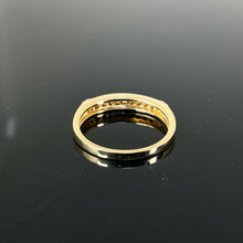 Load image into Gallery viewer, 9ct Yellow Gold 0.25ct Princess Cut Eternity Diamond Ring (Size P)