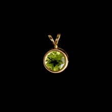 Load image into Gallery viewer, 9ct Yellow Gold Round Peridot Pendant (7mm) - Optional Chain