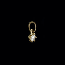 Load image into Gallery viewer, 9ct Yellow Gold Vintage 6 Claw Solitaire Diamond Pendant (0.30ct)