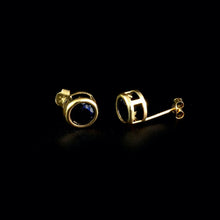 Load image into Gallery viewer, 9ct Yellow Gold Round Treated Sapphire Stud Earrings (6mm)
