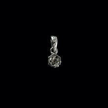 Load image into Gallery viewer, 9ct White Gold 7 Stone Cluster Diamond Pendant (0.15ct)