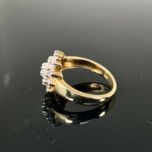 Load image into Gallery viewer, 9ct Yellow Gold 1.00ct Cluster Diamond Ring (Size N)