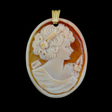 Load image into Gallery viewer, 9ct Yellow Gold Classic Cameo Pendant