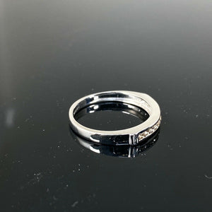 9ct White Gold 0.25ct Eternity Diamond Ring (Size P)