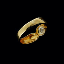 Load image into Gallery viewer, 9ct Yellow &amp; White Gold 0.25ct Diamond Ring (Size Q)
