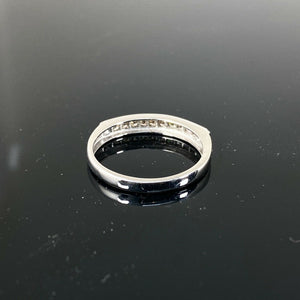 9ct White Gold 0.25ct Eternity Diamond Ring (Size P)