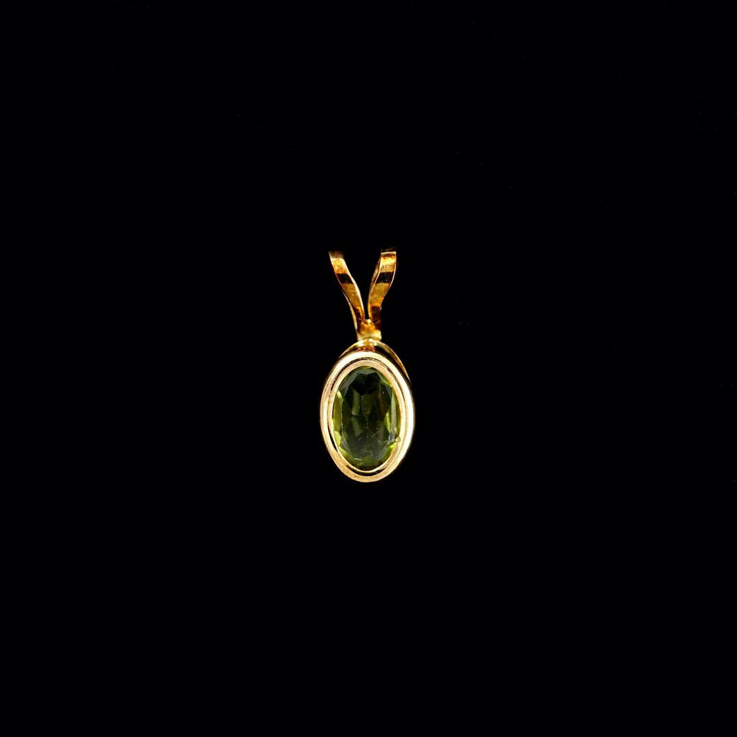 9ct Yellow Gold Oval Peridot Pendant (6mm x 4mm) - Optional Chain