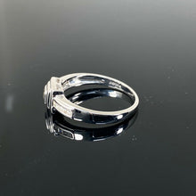 Load image into Gallery viewer, 9ct White Gold 0.25ct Princess Cut Solitaire Diamond Ring (Size Q)
