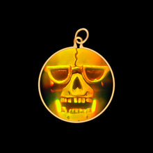 Load image into Gallery viewer, Cool Skull (Small)

