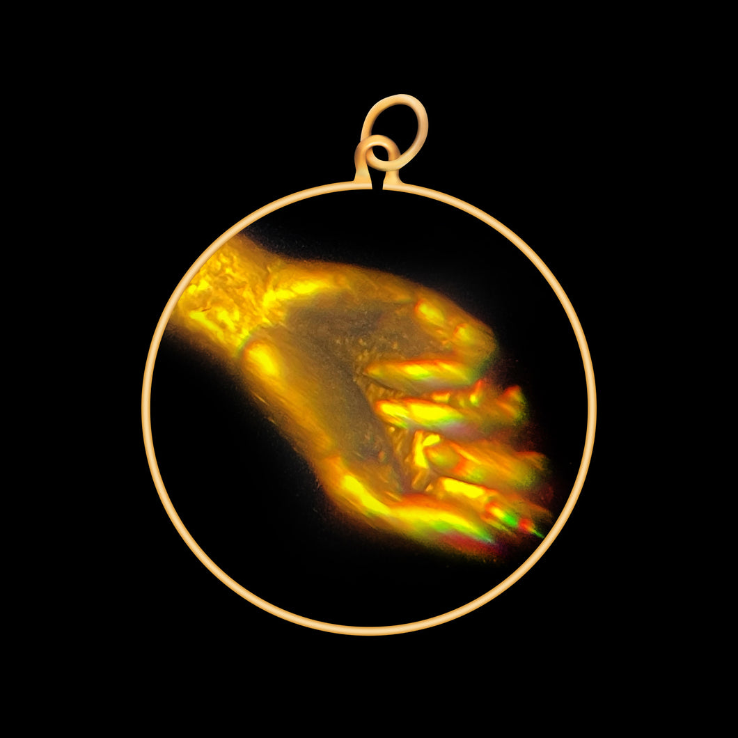 Hand (Medium)