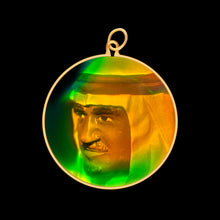 Load image into Gallery viewer, Arabic Man in Keffiyeh Headress (Medium)
