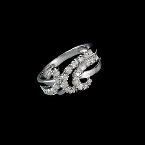 9ct White Gold 0.25ct Unique Diamond Twist Ring (Size M)