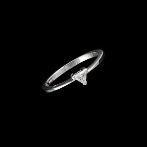 18ct White Gold 0.10ct Little Trilliant Cut Solitaire Diamond Ring (Size M)