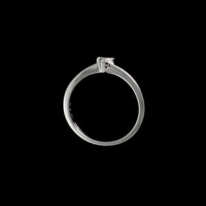 18ct White Gold 0.10ct Little Trilliant Cut Solitaire Diamond Ring (Size M)