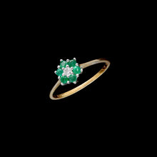 Load image into Gallery viewer, 9ct Yellow Gold 0.04ct Diamond &amp; Emerald Cluster Ring (Size N)
